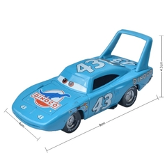 Miniaturas do filmes Carros da Disney na internet
