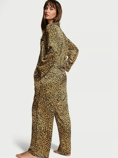 Victoria's Secret Pijama Largo Animal Print. - comprar online