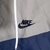 Corta vento Nike "SWOOSH" na internet