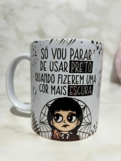 Caneca Wandinha