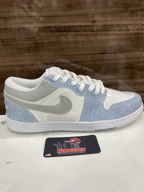 Air Jordan Low Branco- Azul