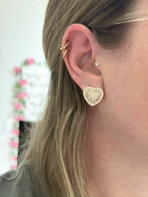 Brinco coração cravejado luxo - comprar online