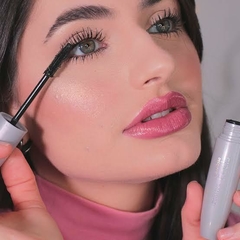 Máscara para Cílios Stunning Lashes - comprar online