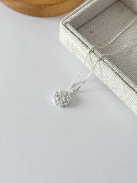 Colar flor cristal Lia