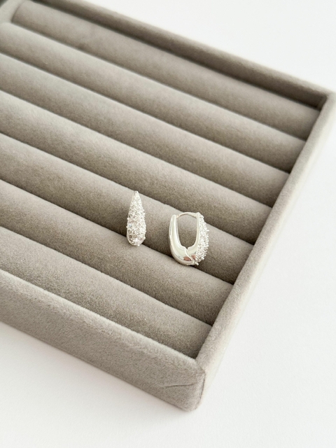Argola oval zircônia