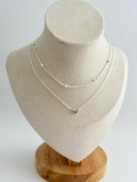 Colar bolinha duplo com coração