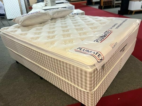 Colchão Casal Presidencially D33 Molas ensacadas + Base courino Preto ( foto ilustrativa )