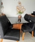 Mesa Los Angeles Canela/Preto 80×120 cm com 4 Cadeiras Eliza Preto