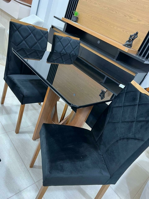 Mesa Madri 90×90 Cinamono/Preto 4 Cadeiras Stella preta