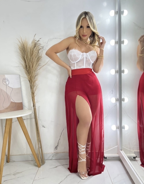 Saia Luxo em tuller