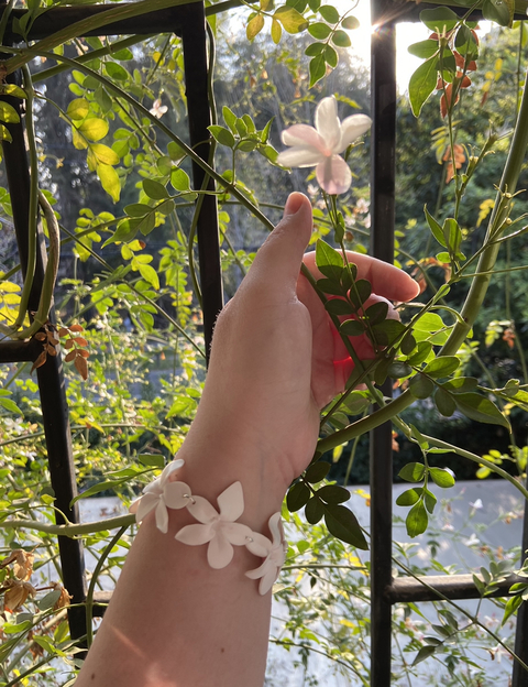 Pulsera jazmines blancos