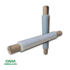 Rollos de film stretch virgen de 2,5 kg con mango, ideales para embalajes.