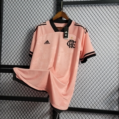 Camisa do Flamengo Rosa 2020/21 na internet