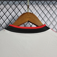 Camisa Away do Flamengo 2022/23 na internet