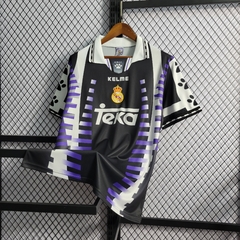 Camisa III do Real Madrid 1997/98 - Retrô na internet