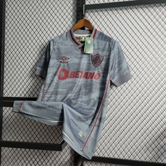 Camisa III do Fluminense 2021/22 na internet
