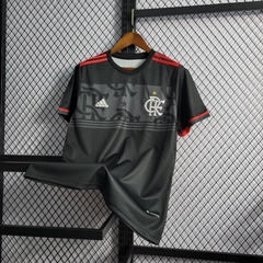 Camisa Pré-jogo do Flamengo 2022/23 na internet