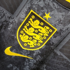Camisa Preta da Inglaterra 2022/23 - Treino - LOJA DA TORCIDA | Camisas de times personalizadas.