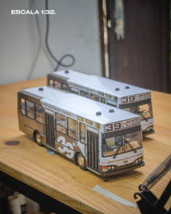 SOLO BAJO PEDIDO ANTICIPADO Modelo de escritorio Metalpar Fenix Linea 39 escala 1:32 PRODUCCION LIMITADA - comprar online
