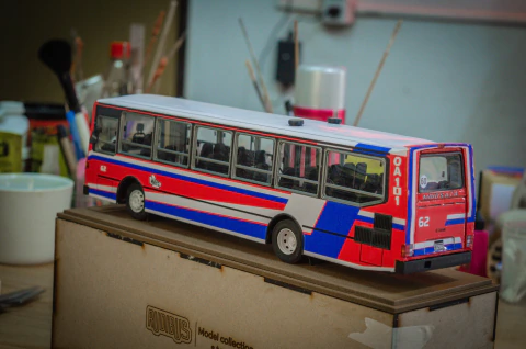 El Detalle OA101 Linea 141 1:32