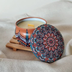 Vela aromática 120g - Lata Mandala verde petróleo – Capim-limão - comprar online