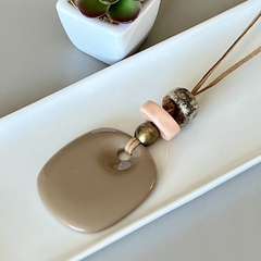 Colar Couro Pingente Quadrado - comprar online
