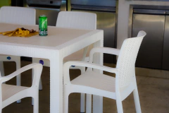 Mesa Indonesia Tapa Plastico - comprar online