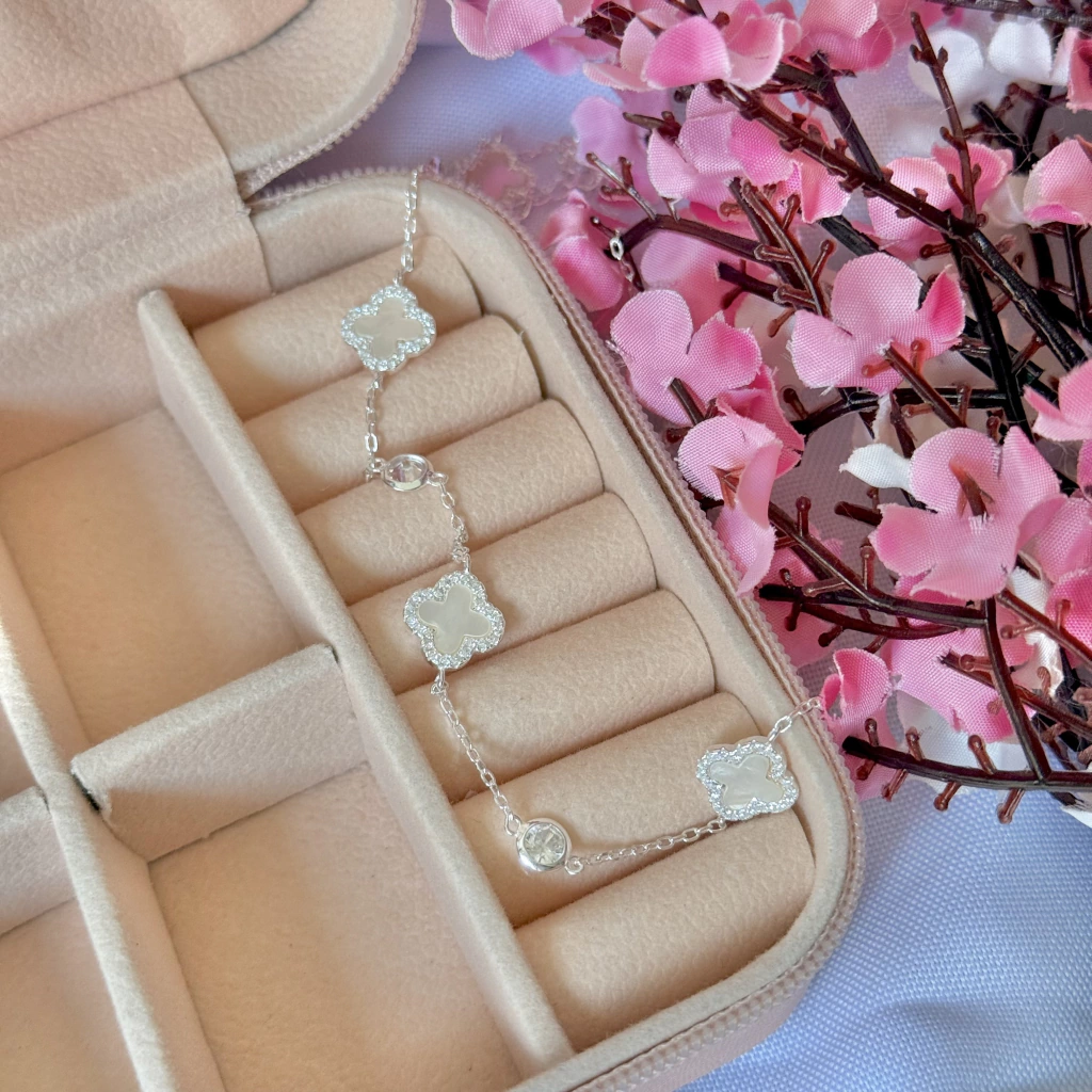 Corrente Choker Van Cleff Cravejada com Ponto de Luz - Prata925