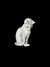 Royal Copenhagen, Dinamarca, gato sentado de porcelana olhando para baixo. Medidas 8 x 4 x 6 cm.