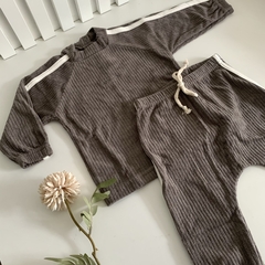 Conjunto Unissex em Cotelê - comprar online