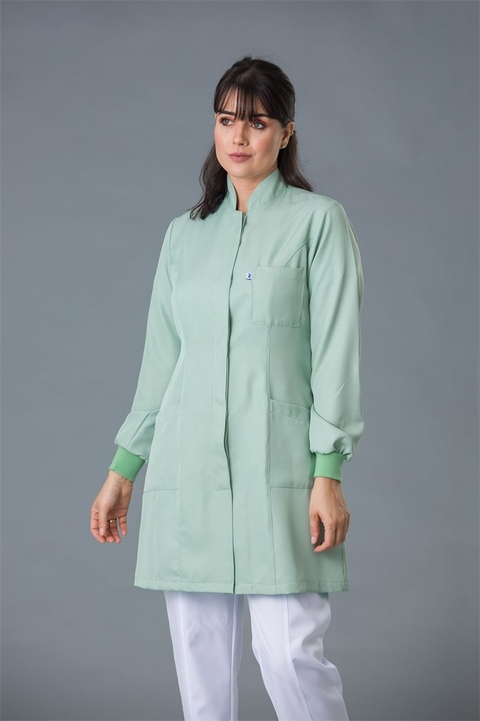 JALECO GABARDINE VERDE SALVIA FEMININO GOLA PADRE C/PUNHO - NAMASTÊ