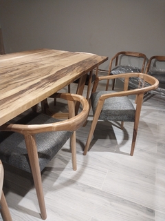 Silla Wood