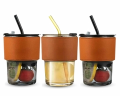 3 Copos Coldre C/ Tampa Hermética + Canudo Capa Couro Luxo - comprar online