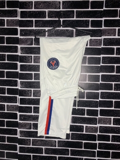 Conjunto Paris Saint Germain na internet