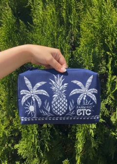 Necessaire Farm Ora Bolas Tamanho P