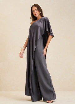 Macacão Longo Acetinado Wide Leg Assimétrico