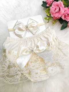 Imagem do Kit Infantil Calcinha Bunda Rica Luxo Com Faixa Laço