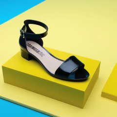 Sandália Adulto Feminina Salto Tornozeleira Charmosinha - comprar online