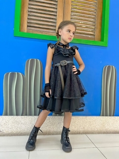 Vestido Wandinha