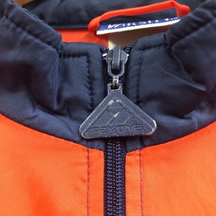 CAMPERA MEDIA ESTACION ROMPEVIENTO SYRACUSE APEX ONE VARSITY. en internet