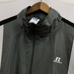 CAMPERA MEDIA ESTACION ROMPEVIENTO RUSSELL. en internet