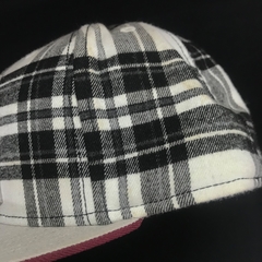 GORRA PLANA CERRADA HIP HOP FLAT FITTY. - NorthFaia aka Fuego del Norte