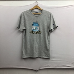 REMERA ALGODON STAY IN SCHOOL CHAMPION.