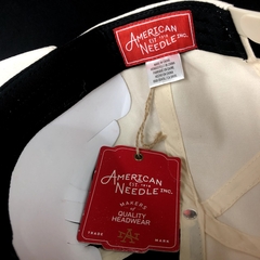 GORRA PLANA REGULABLE AMERICAN NEEDLE INC NUEVO C/ETIQUETA. - NorthFaia aka Fuego del Norte