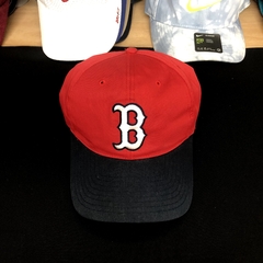 GORRA CURVA DEPORTIVA REGULABLE BOSTON GENUINE MERCHANDISE.