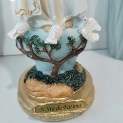 Imagem Nossa Senhora de Fátima 30cm em Resina Importada Rica em Detalhes - comprar online