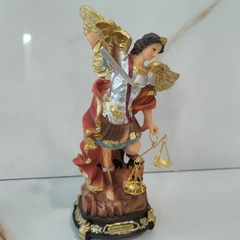 São Miguel Arcanjo com Balança 20cm Resina importada Premium Rica em Detalhes Oratório Decoração na internet