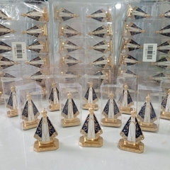 Kit 12 Santinha Nossa Senhora Aparecida em Metal para Carro / Escritório / Lembrancinha - na internet