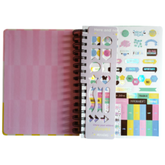 Agenda 2025 Mooving 15 x 21 cm HELLO FUN Diaria - comprar online