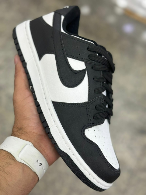 Nike Dunk Low - Panda